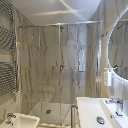 Cozy Luxury Pantheon