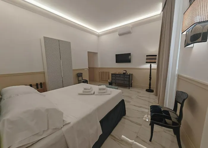 Cozy Luxury Pantheon 4*