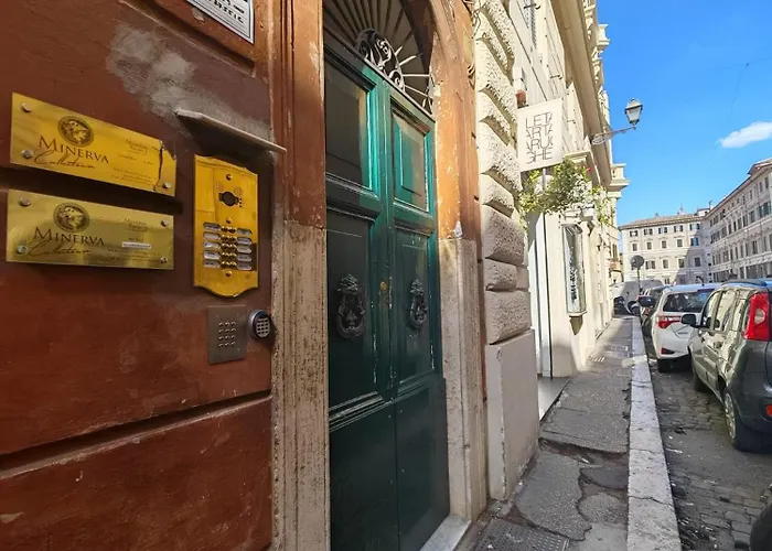 Cozy Luxury Pantheon 4* Roma