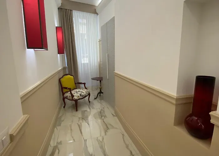 Cozy Luxury Pantheon Pensión 4*